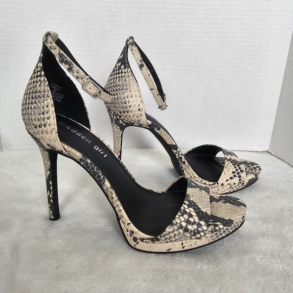 Madden Girl Ara Synthetic Open Toe Ankle Strap Heeled Sandal - Picture 2 of 10